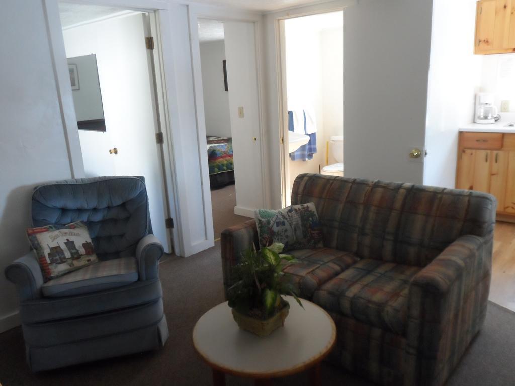 White Oak Motel & Cottages Holderness Chambre photo