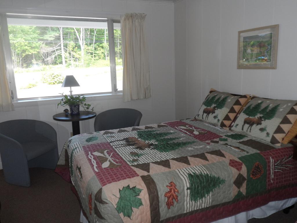 White Oak Motel & Cottages Holderness Chambre photo