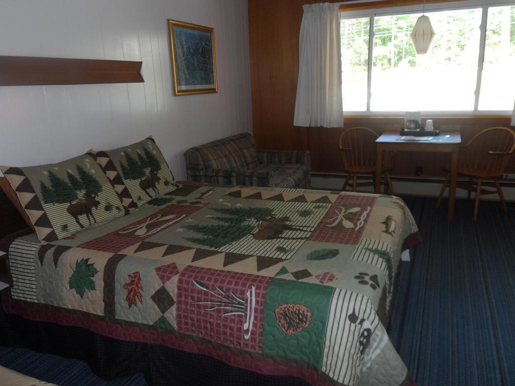 White Oak Motel & Cottages Holderness Chambre photo