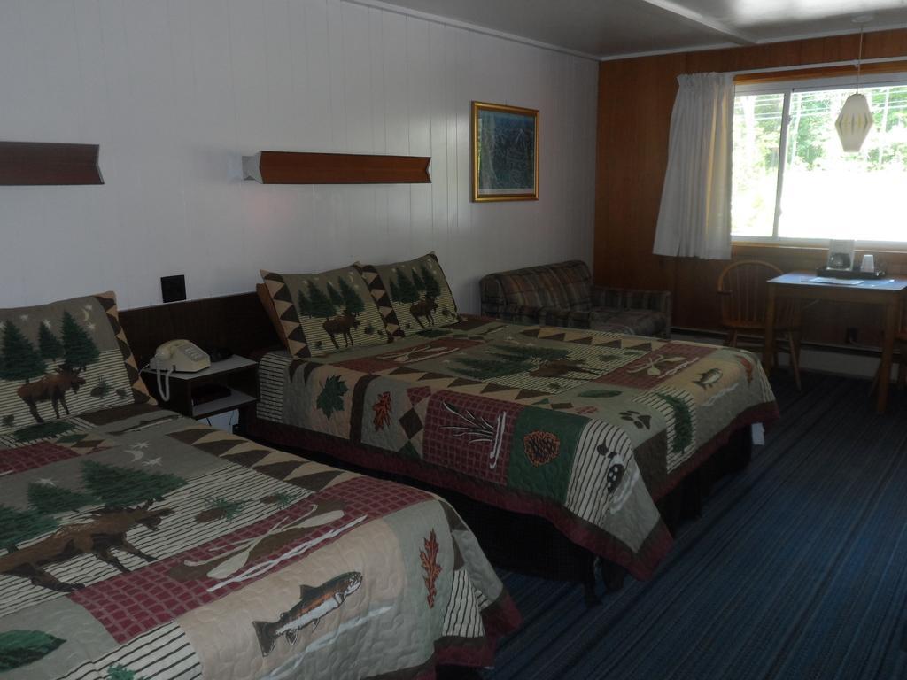 White Oak Motel & Cottages Holderness Chambre photo