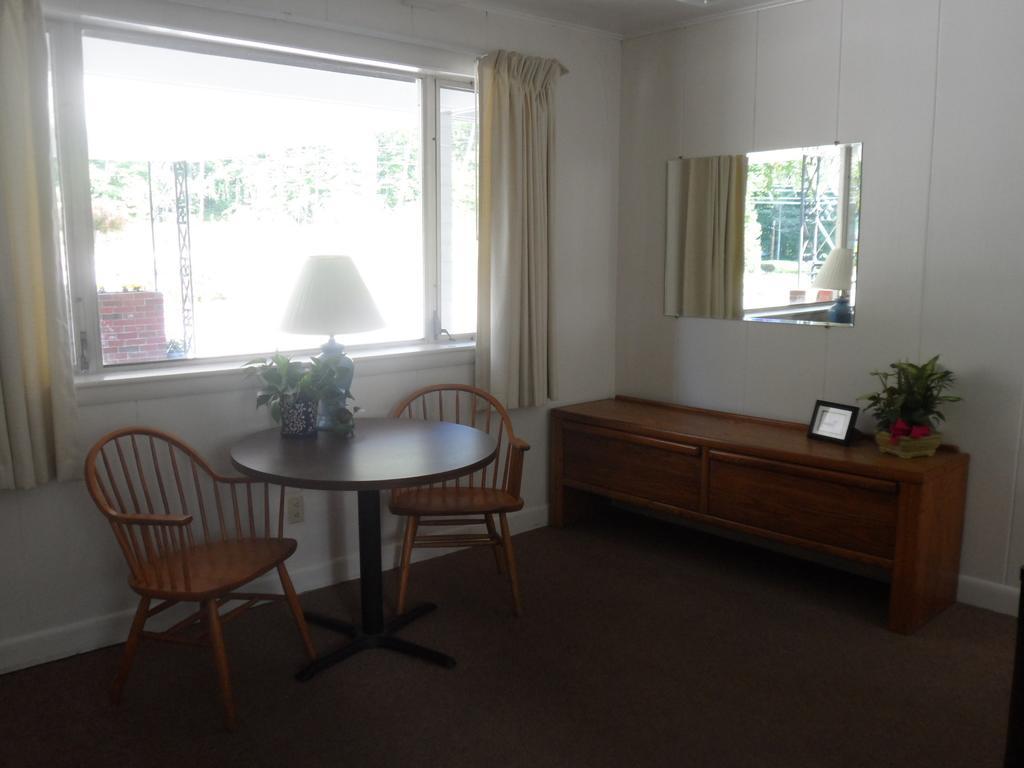 White Oak Motel & Cottages Holderness Chambre photo