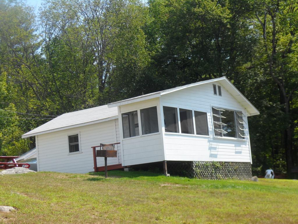 White Oak Motel & Cottages Holderness Extérieur photo